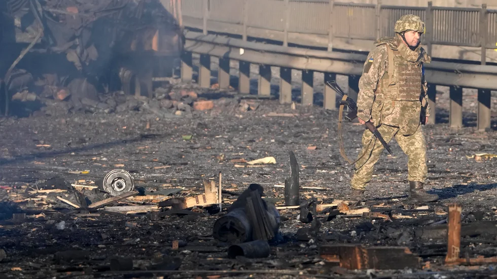 Ukraina håller på och bygger upp en internationell brigad bestående av utlänningar som är villiga att försvara landet. På bilden syns en ukrainsk soldat som inte ingår i den internationella brigaden.