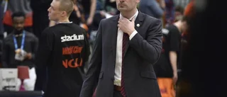 "Kan inte kalla mig coach än"