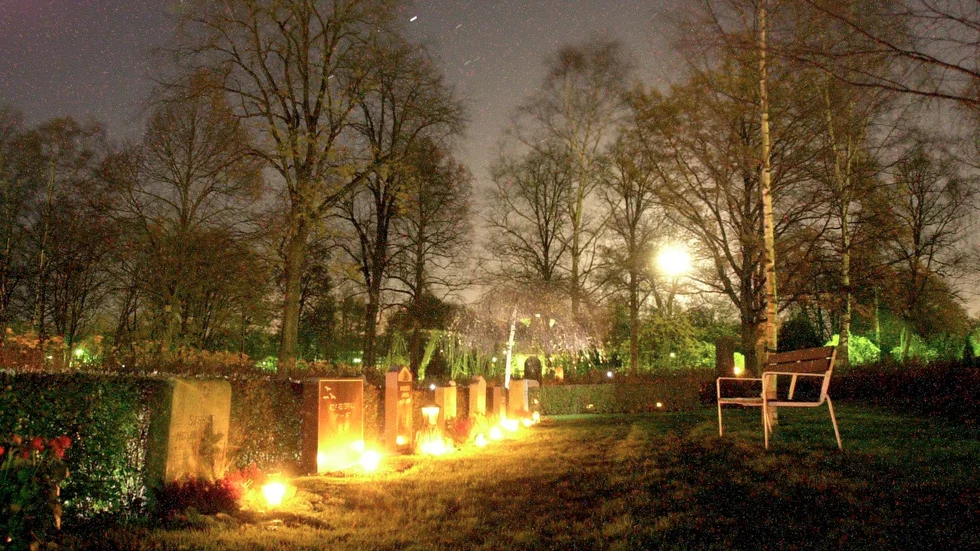 Insändarskribenten Ulf är besviken och bedrövad över att få ljusen stulna på kyrkogården.