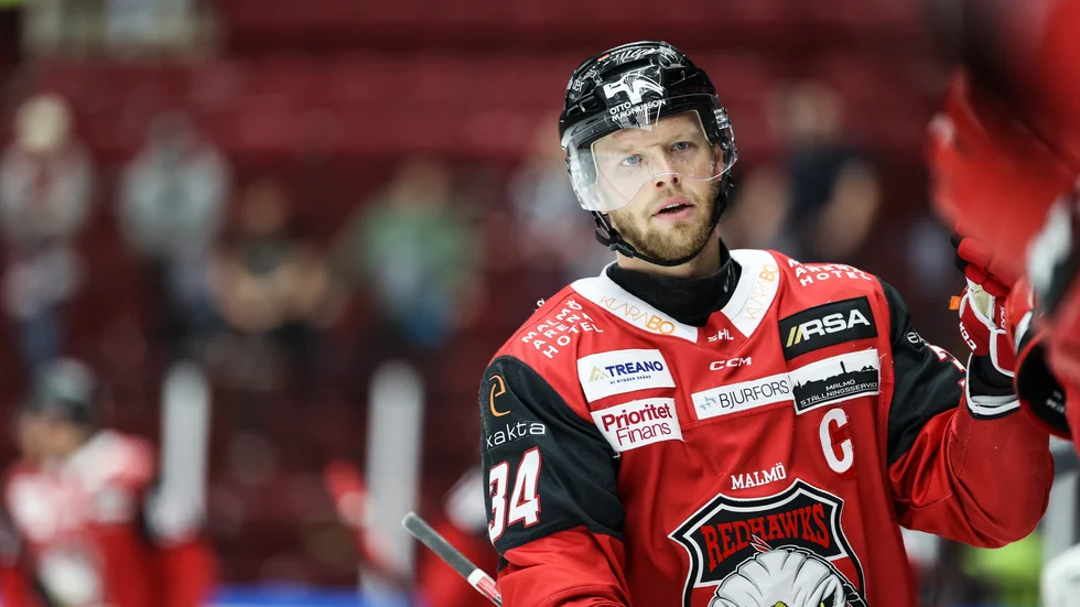 Malmös Carl Söderberg jublar efter sitt 2–1-mål hemma mot Linköping. Malmö vann med 5–1.