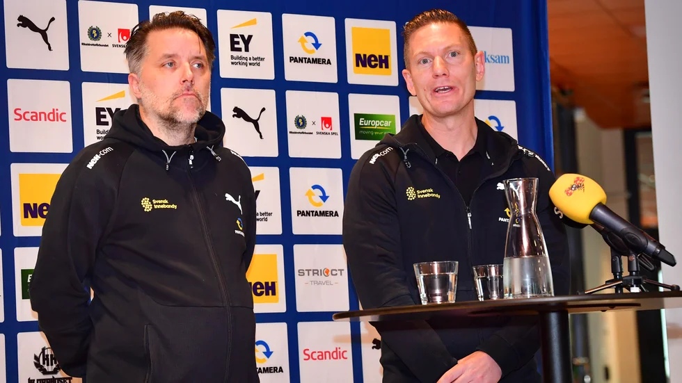 Niklas Nordén (t.h) är förbundskapten tillsammans med Thomas Brottman och svarar nu på kritiken från Libk-tränaren David Gillek.