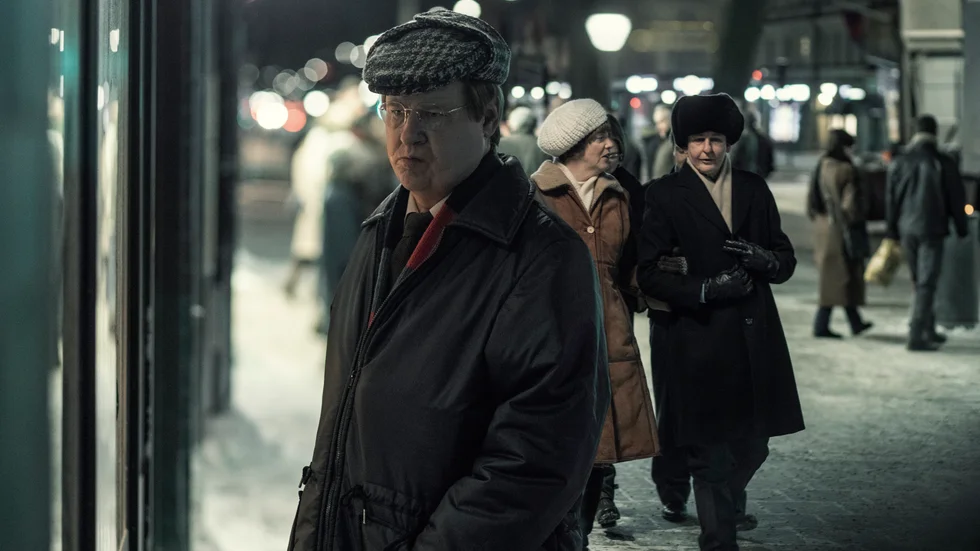 Robert Gustafsson som "Skandiamannen" Stig Engström i "Den osannolika mördaren". Pressbild.