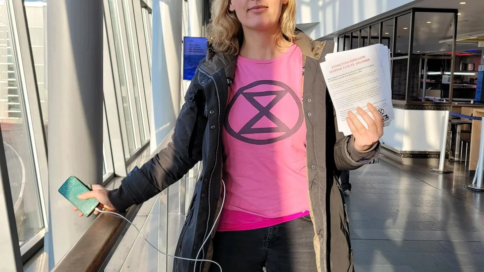 Kaja Mainardi åkte från Norge till Arlanda för att dela ut flygblad under söndagens aktion.