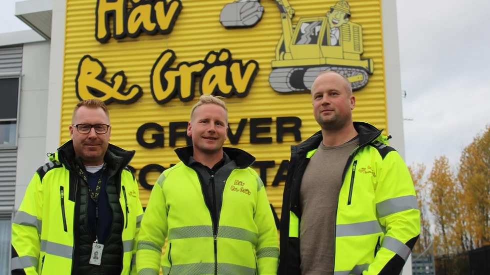 Intensivt byggande under flera år har varit avgörande för tillväxten i Häv & Gräv i Norrköping. Projektledarna Fredrik Söderlund, David Andersson och vd Karl-Johan Moberg är tre av bolagets delägare.