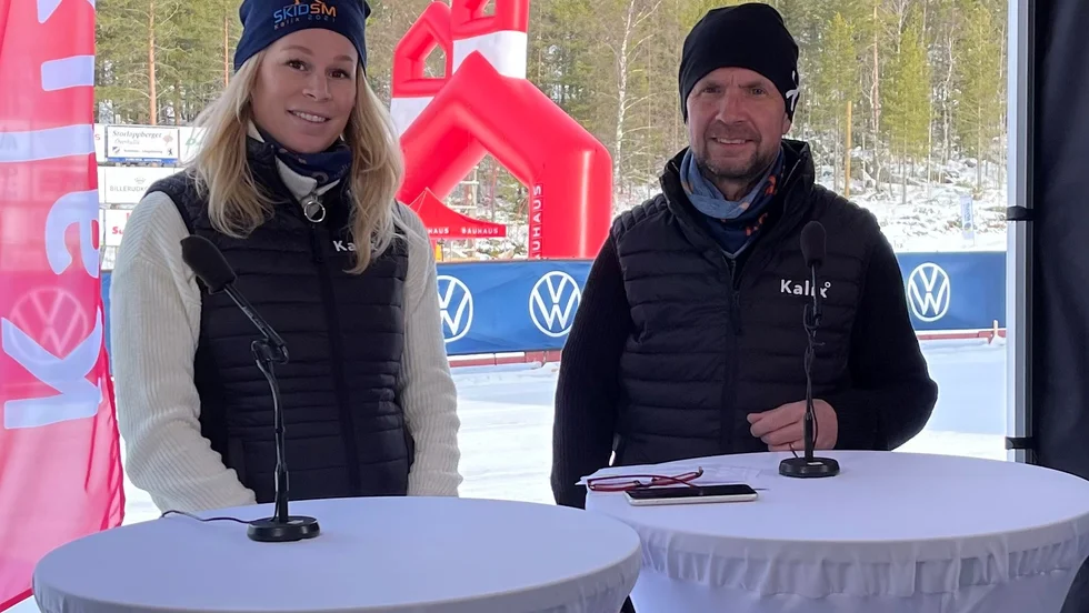 ”Jag är stolt över vad vi kunde producera under SM-dagarna” säger Reine Sundqvist, här tillsammans med Jennie Öberg under en av sändningarna.
