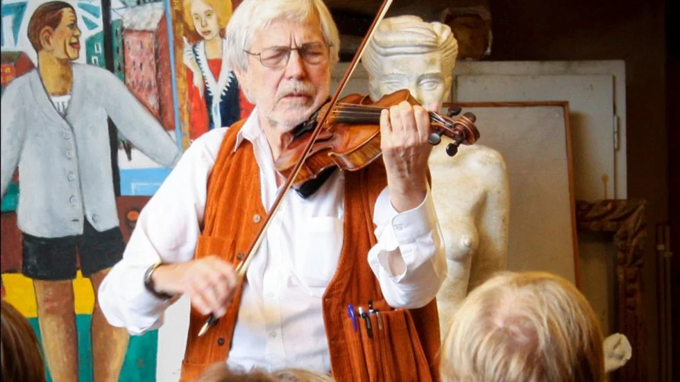 Mästerspelmannen Ole Hjorth uppträdde många gånger i sin fars ateljé i konstnärshemmet och museet Bror Hjorths hus i Uppsala.