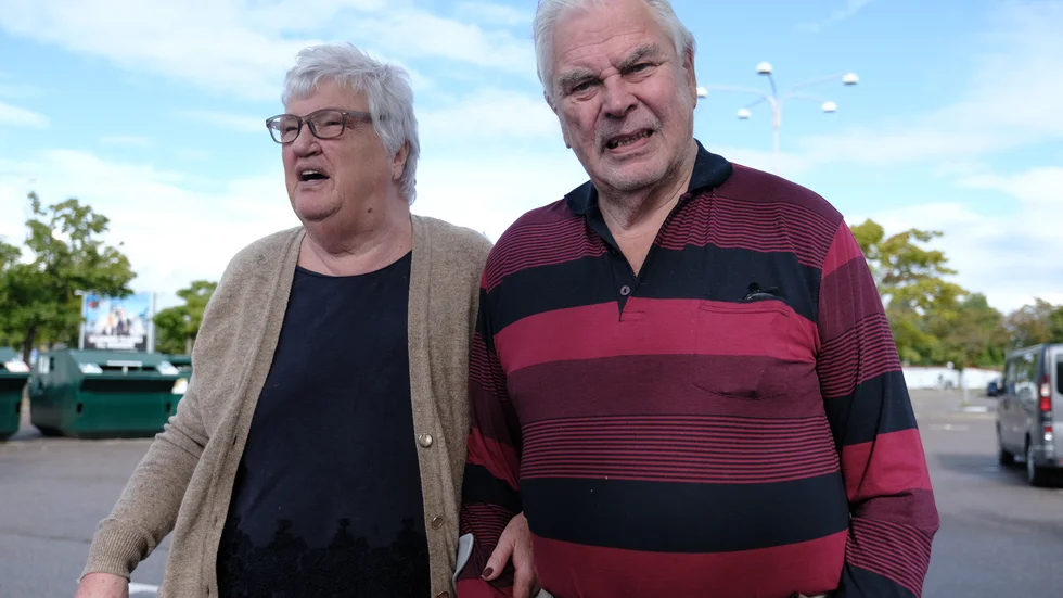 Marianne och Bo Fallman bor i området och hörde skotten från sin balkong.
