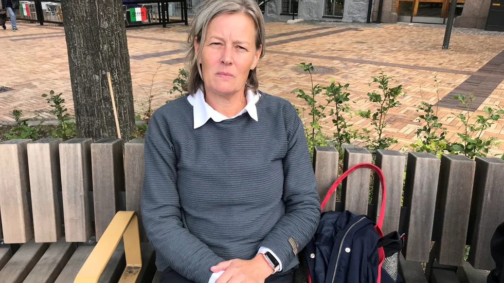"Det är en tråkig värld vi lever i när sådana här saker händer", säger Elisabeth Persson som bor utanför tätorten Eslöv.