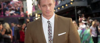 Ayer vill klippa om "Suicide squad"