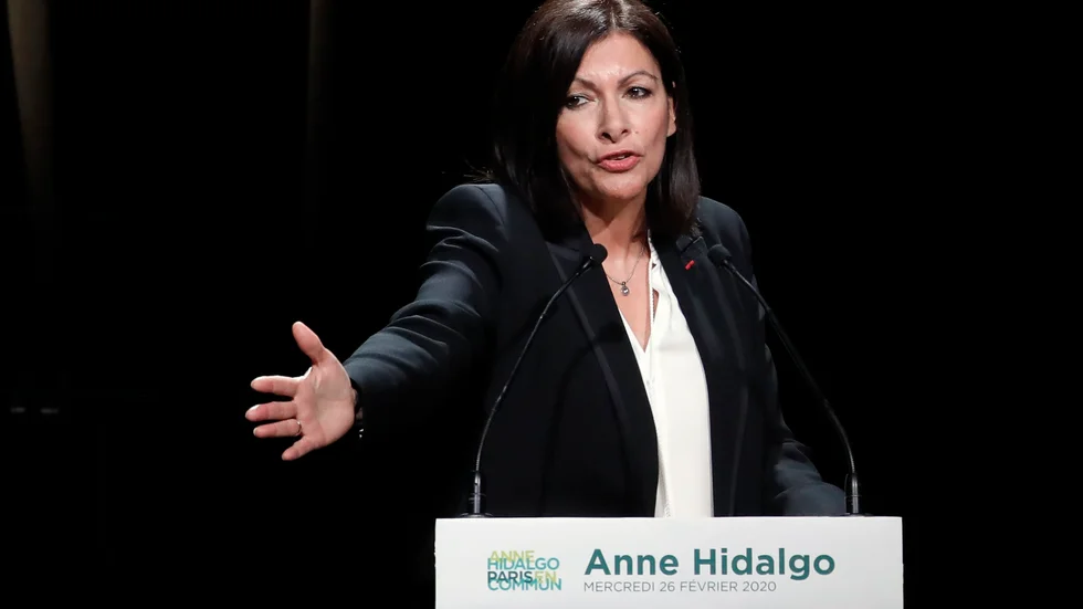 Socialistpartiets Anne Hidalgo utmanar Emmanuel Macron. Arkivbild.