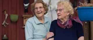Systrarna Thea, 96, och Lisa, 92, om förändring genom tiderna • Maskinen de håller högst: "Kan inte prisa den nog"