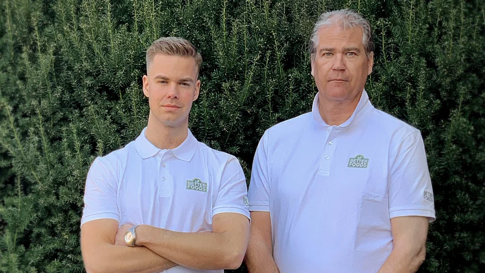 Oscar och Magnus Glovéus från Norrköping, har startat ett matföretag, där maten innehåller mindre kött och mer vegetariskt.