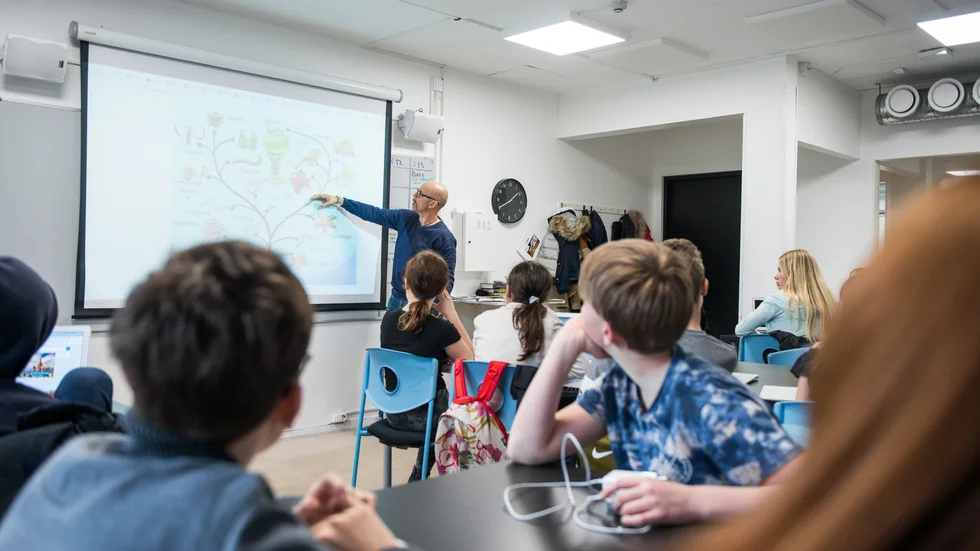 Det finns gott om exempel på byskolor som överlevt tack vare att den hotade skolan levt vidare som friskola.
