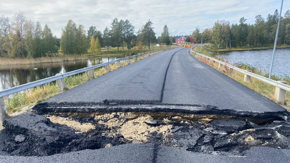 Enligt Norrans reporter Jenny Petersson är det just nu ingen som jobbar på platsen.