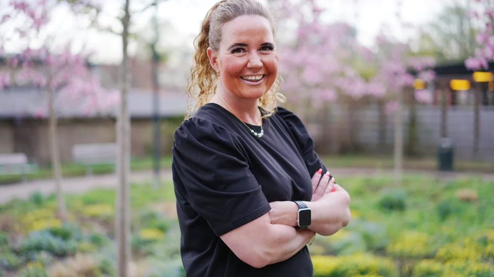 Målvaktstränaren Helena "Hella" Andersson berättar om hur hon skulle i väg på ett jobb med ÖFF och inte hade hunnit städa där hemma. En av hennes tränarkollegor utbrast "Kan inte någon annan städa hemma hos dig så får du göra det du är bra på istället". Det är en mening som hon nu bär med sig. 