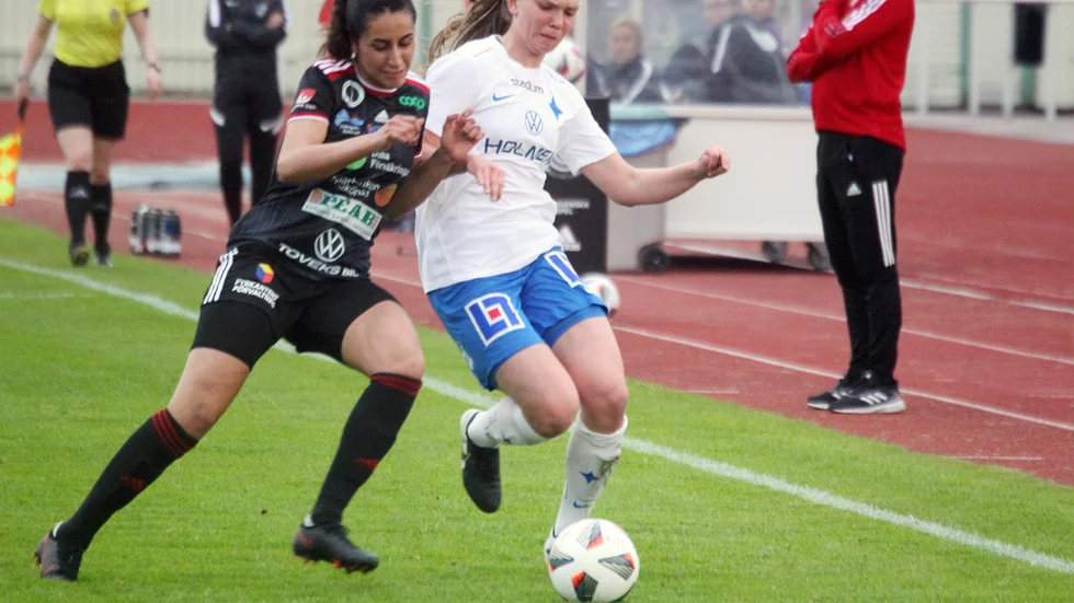 Emelie Johansson gjorde mål och hade bud på flera i Uppland.