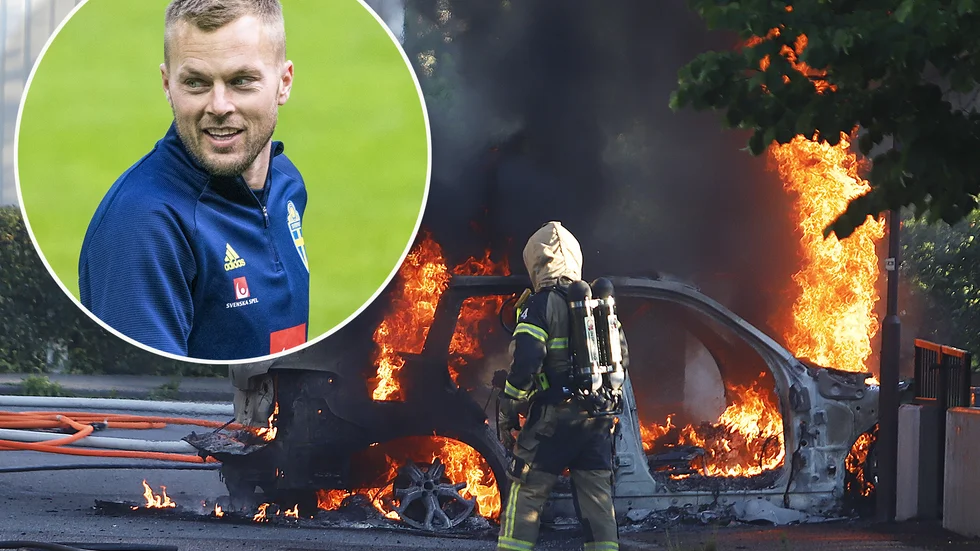 Sebastian Larssons elbil började brinna utanför villan i Eskilstuna på onsdagskvällen. Allmänheten varnades för den giftiga röken via VMA.