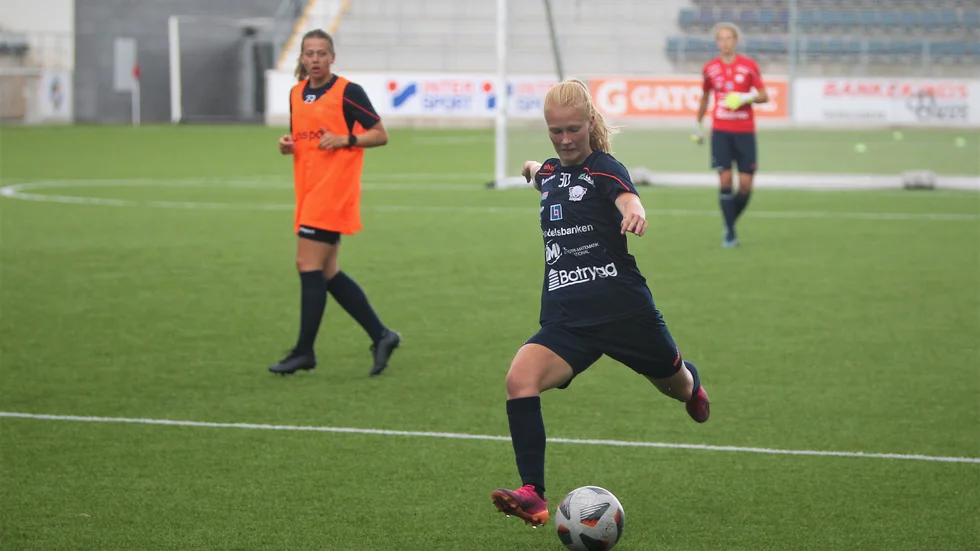 Amalie Vangsgaard provspelade under torsdagen för LFC. 