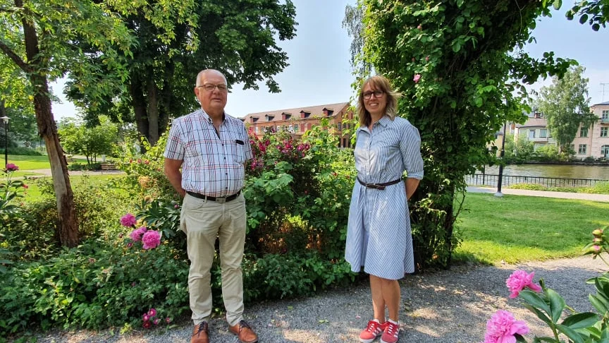 Lars-Göran Karlsson (S), ordförande Torshälla stads nämnd och Rina Oord Lundh, orts- och stadsutvecklare Torshälla.