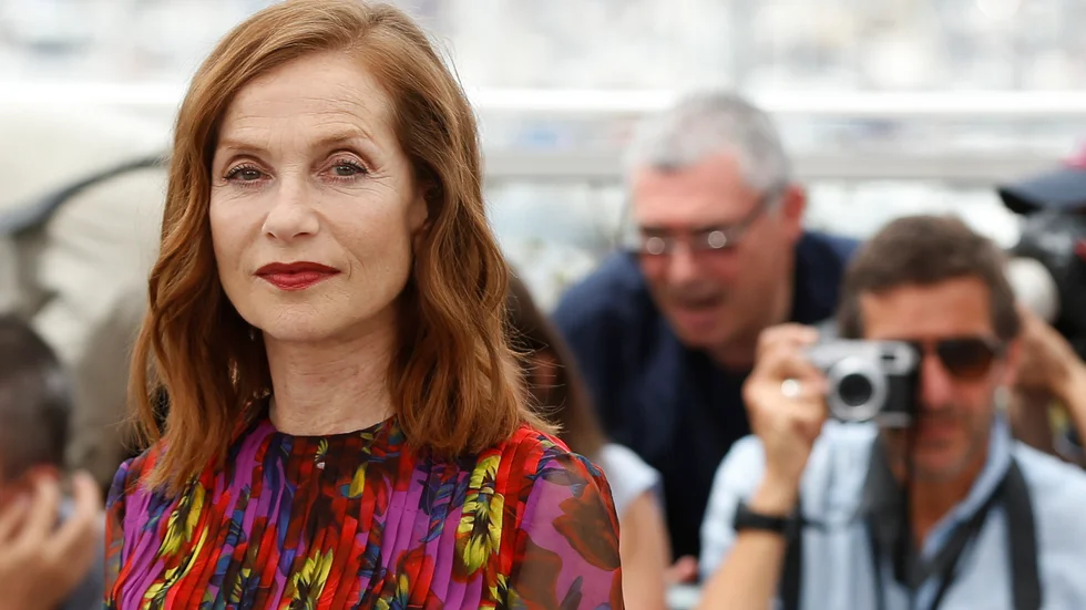 Isabelle Huppert inleder teaterfestivalen i Avignon med en två timmar och 30 minuter lång föreställning av Tjechovs "Körsbärsträdgården". Arkivbild.