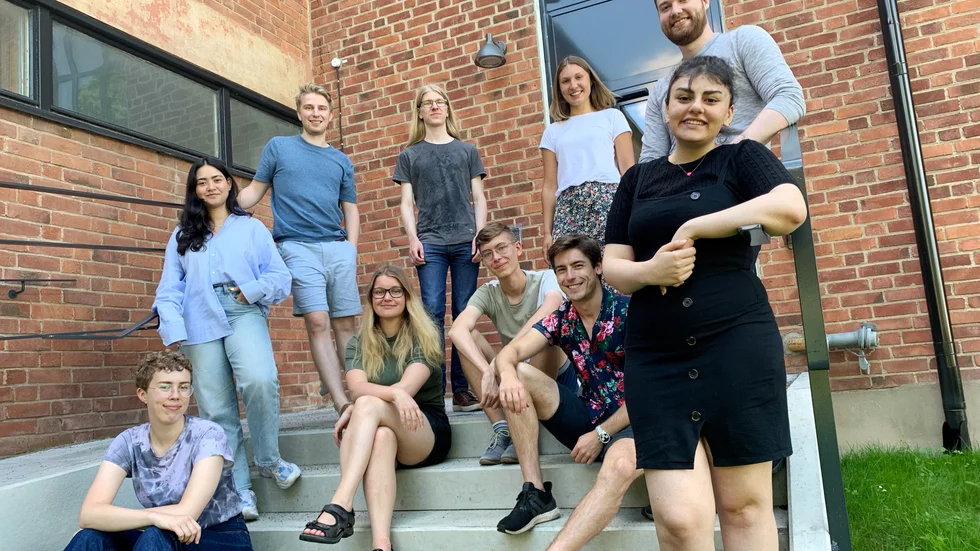 Årets tio coacher på Code Summer Camp. Robin Ridell, Gustav Karlsson, Odin Dahlström, Elsa Rimhagen, Norman Janurberg, Felicia Posluk, Frida Hedman, Amanda Bigelius, Elliot Gestrin och Ludwig Roth. 