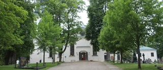 Måste framgå vem som leder gudstjänsten