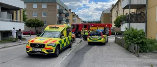 Två till sjukhus efter krock i centrala Katrineholm