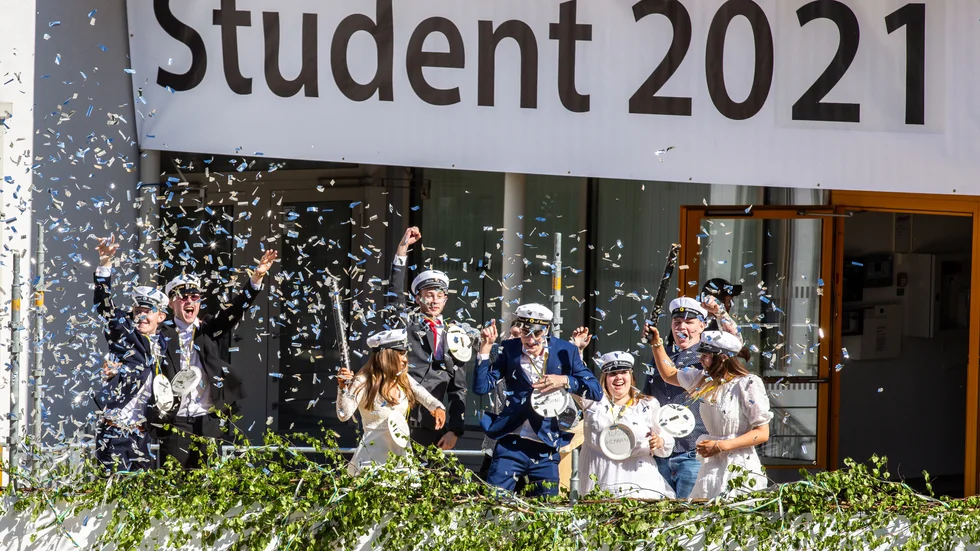 Så här såg det under studenten i våras.