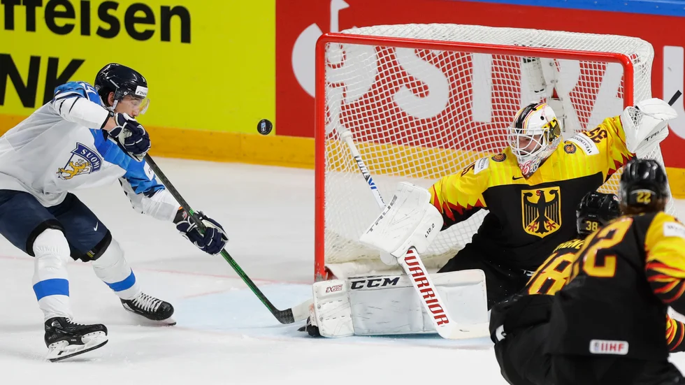 Finland besegrade Tyskland i gruppspelet. Nu möts de i semifinalen.