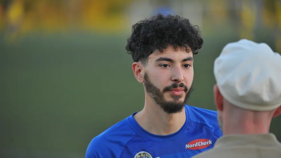 Amor Ben Hariz har galna krav på sig självinför årets säsong med Luleå SK i division 3. 