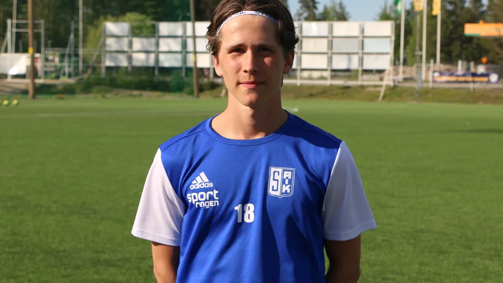 Kalle Strömbäck öppnade Storfors målskytte när laget skrällvann mot Gottne borta