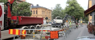 Cyklist hamnade under lastbil och dog – korsning byggs om