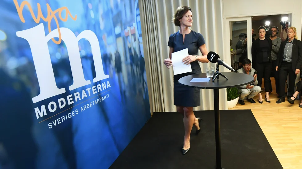 Anna Kinberg Batra före pressträffen där hon meddelar sin avgång. 