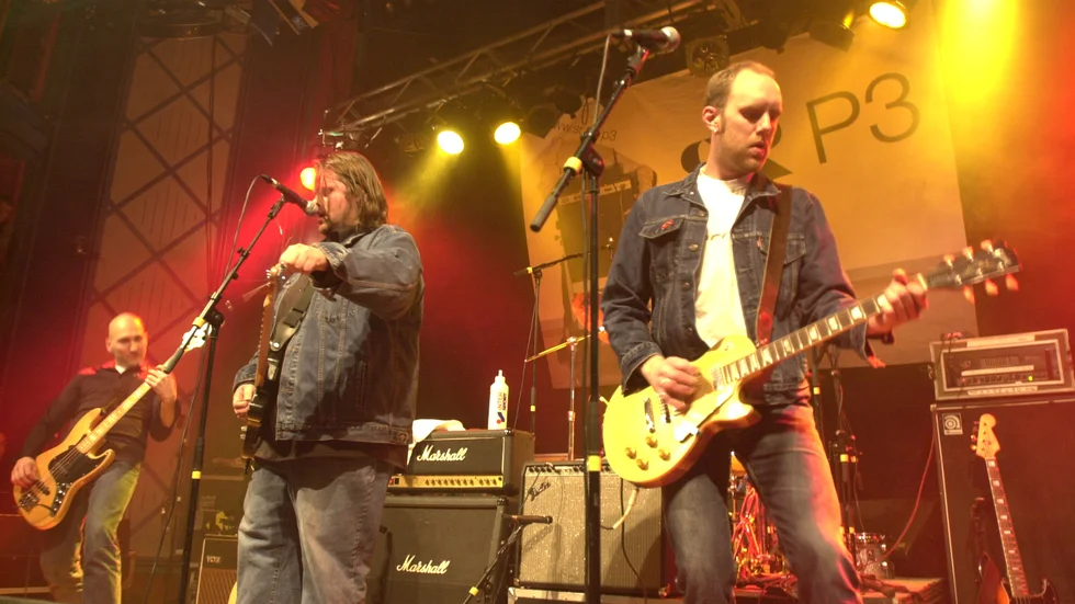 Dynamo Chapel, här fr v Alf Orvesten, Magnus Ericsson och Mårten Lundmark på Popstad 2002 på Etage i Skellefteå. Den 11 september är de en del av Skellhell på Sara kulturhus med bland andra lokala Rhomb och The Twin Souls från Frankrike.