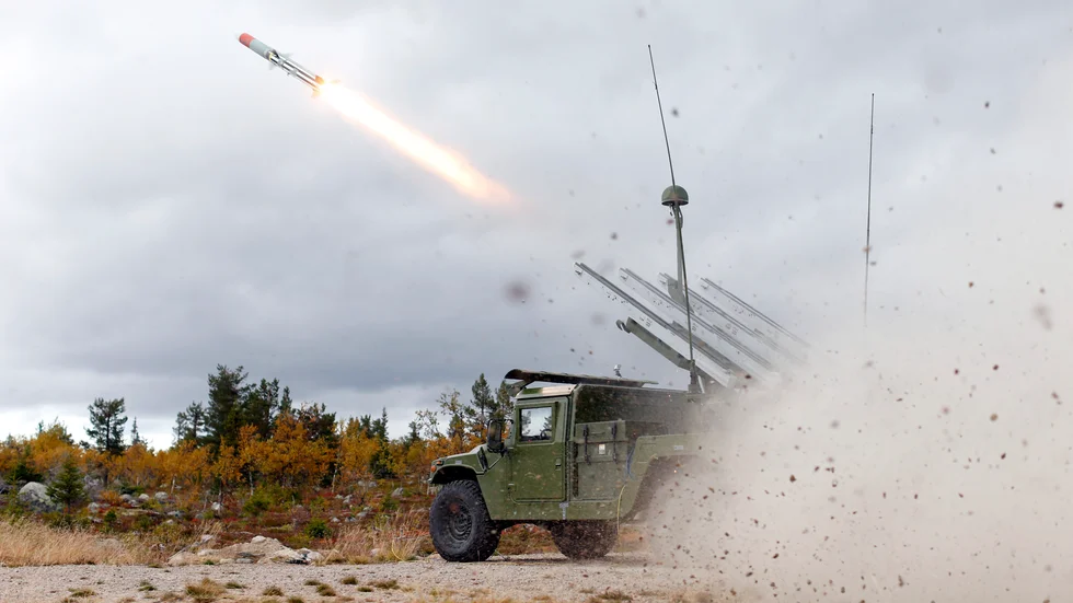 Norskt test av avancerade luftvärnsrobotar vid Vidsel i Sverige 2014.