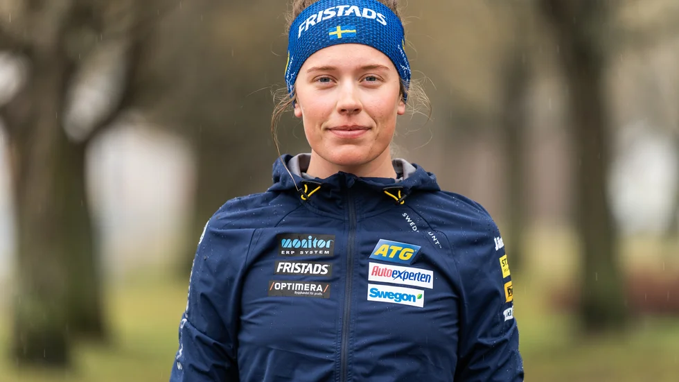 Elvira Öberg siktar på totalseger i världscupen och drömmer om medaljer på VM. Ja, varför inte? "Jag har lärt mig att jag är en självsäker individ och idrottare som hålla mig lugn under press", säger hon. (Arkivbild)