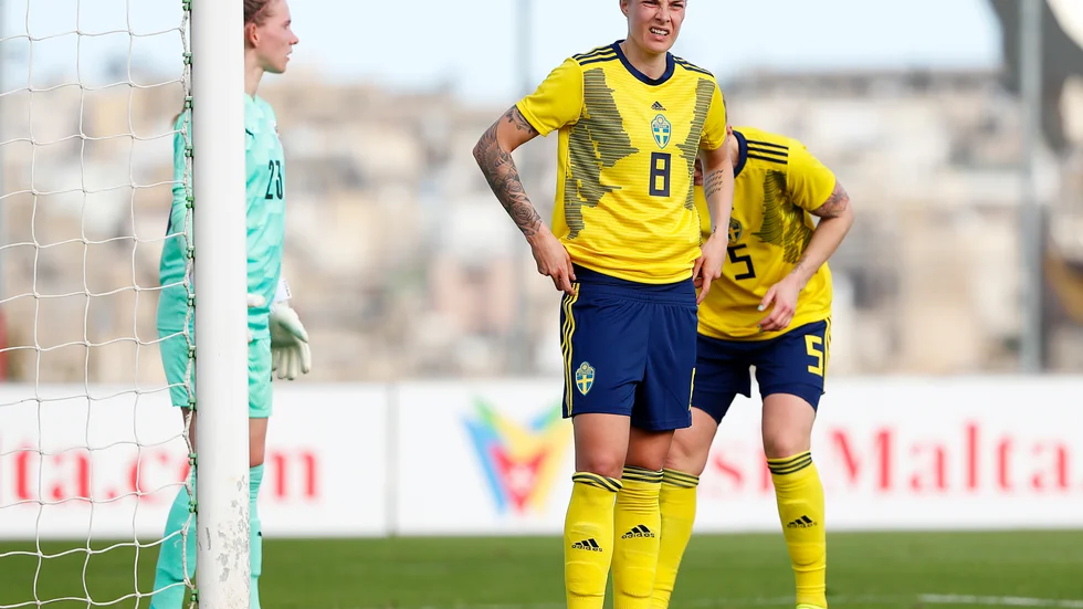 Lina Hurtig vet hur man gör mål både i landslag och klubblag. Arkivbild.