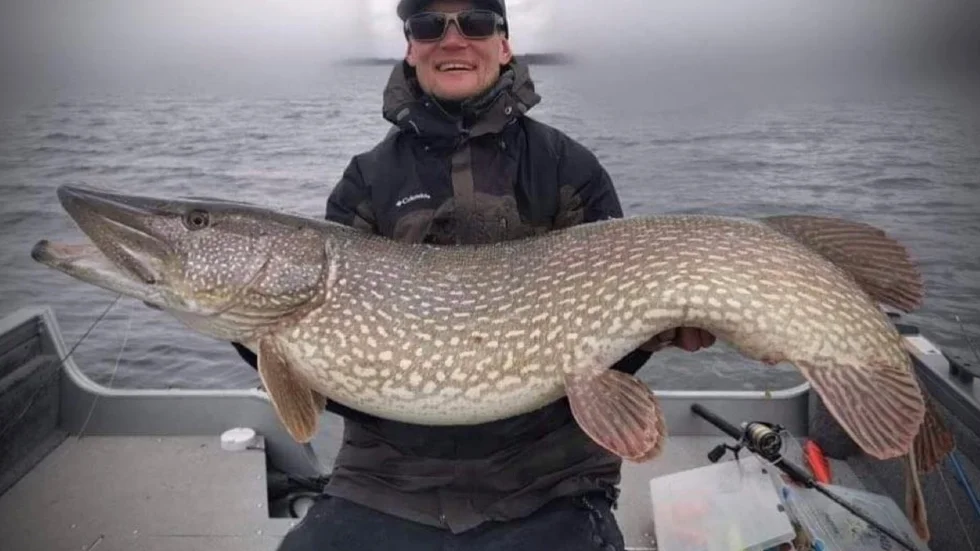I fem år har Eskilstunabon Niklas Larsson försökt slå sitt personbästa. Efter en tur på Vänern kan han nu göra en ny toppnotering. 
