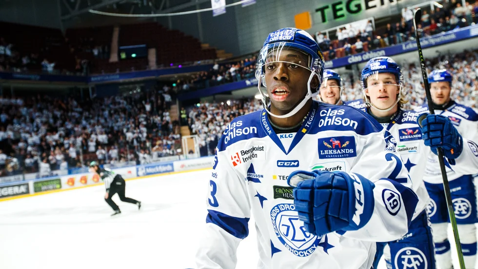 Hugo Enock är klar för Vimmerby Hockey.