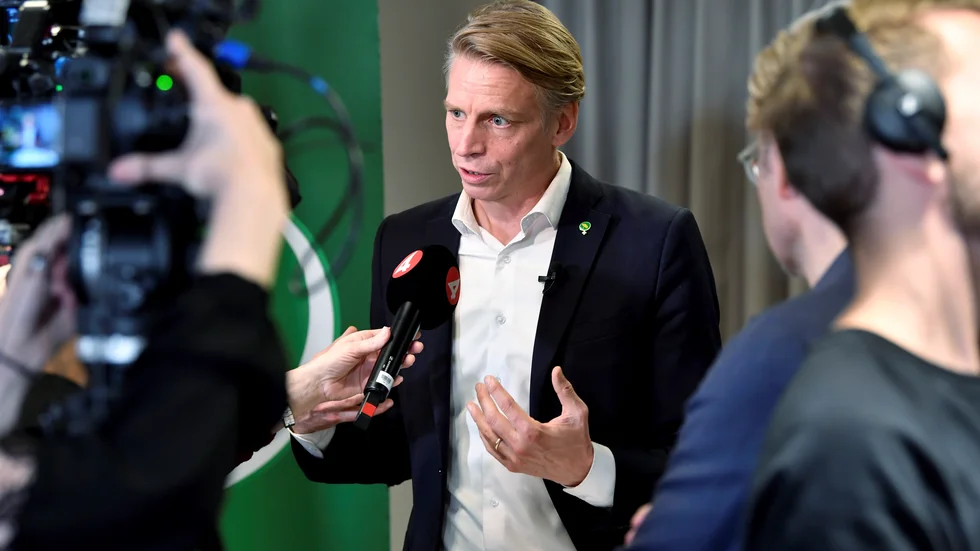 Miljöpartiet vill öka de statliga gröna kreditgarantierna till 300 miljarder kronor under de närmaste tio åren. på bilden språkröret Per Bolund.