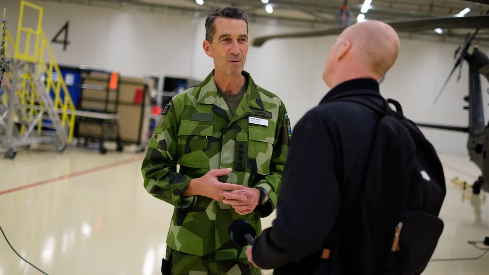 Micael Bydén fick frågan om huruvida försvaret skulle gagnas av att Finland köpte Gripen-plan. Hör svaret i videon här nedan.