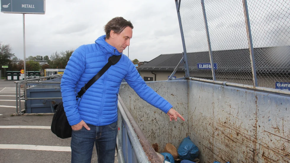 Tobias Linnesköld menar att det är många som sopsorterar fel i dag. Han tror att det kommer bli en stor utmaning att få Uppsalaborna att sortera olika typer av kommunplast rätt.
