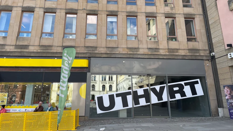 Inte längre uthyrt! Adlibris fick denna lokal i april, och snart öppnar portarna, 2 september.