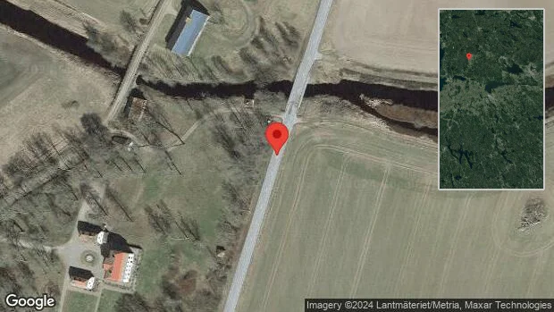 Stopp på väg 211 på grund av trafikolycka med flera fordon
