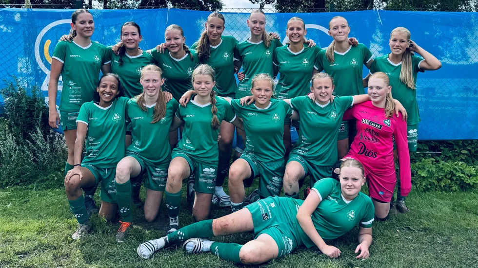 Resan för BAIK:s flickor 15 tog slut i 1/64-delsfinalen av Gothia cup.