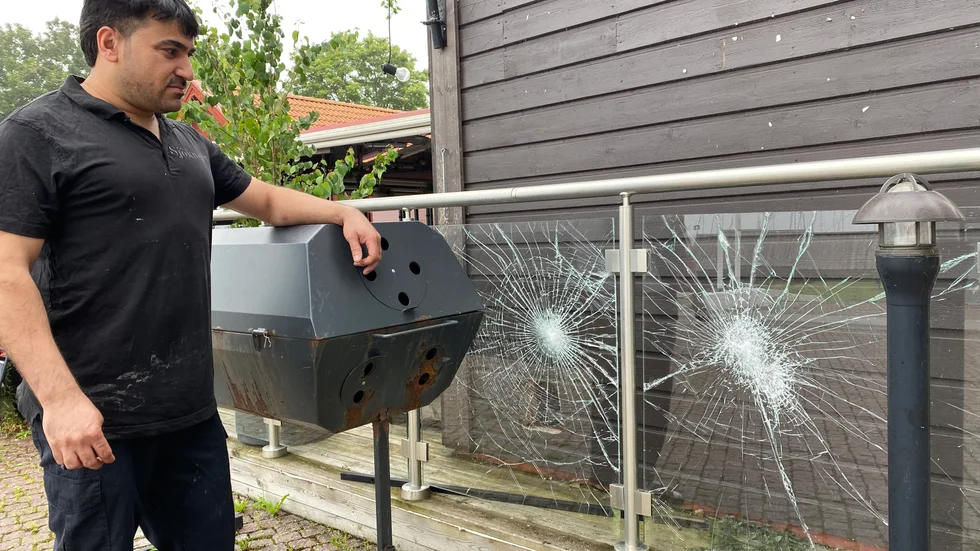 "Det är tråkigt, man blir förbannad", säger Salar Mishko som arbetar på krogen.