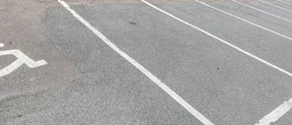 Parkeringen i Piteå borde stängas nattetid
