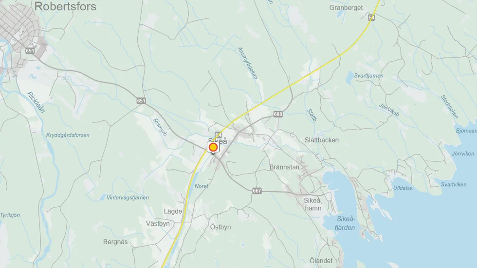 Vägavstängning beräknas pågå fram till den 31 oktober i år. Trafiken leds om via väg 668. 