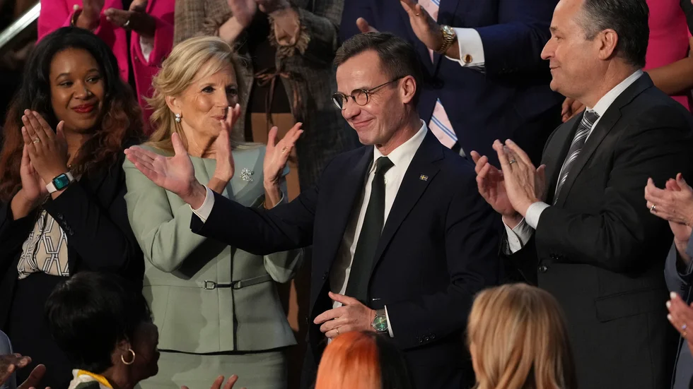 Statsminister Ulf Kristersson hyllades av USA: s president Joe Biden under presidentens tal till nationen på torsdagen. Kristersson höll själv ett eget tal till den svenska nationen i samband med Sveriges inträde i försvarsalliansen Nato. 