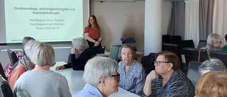 Överförmyndarnämnden på besök på medlemsmöte